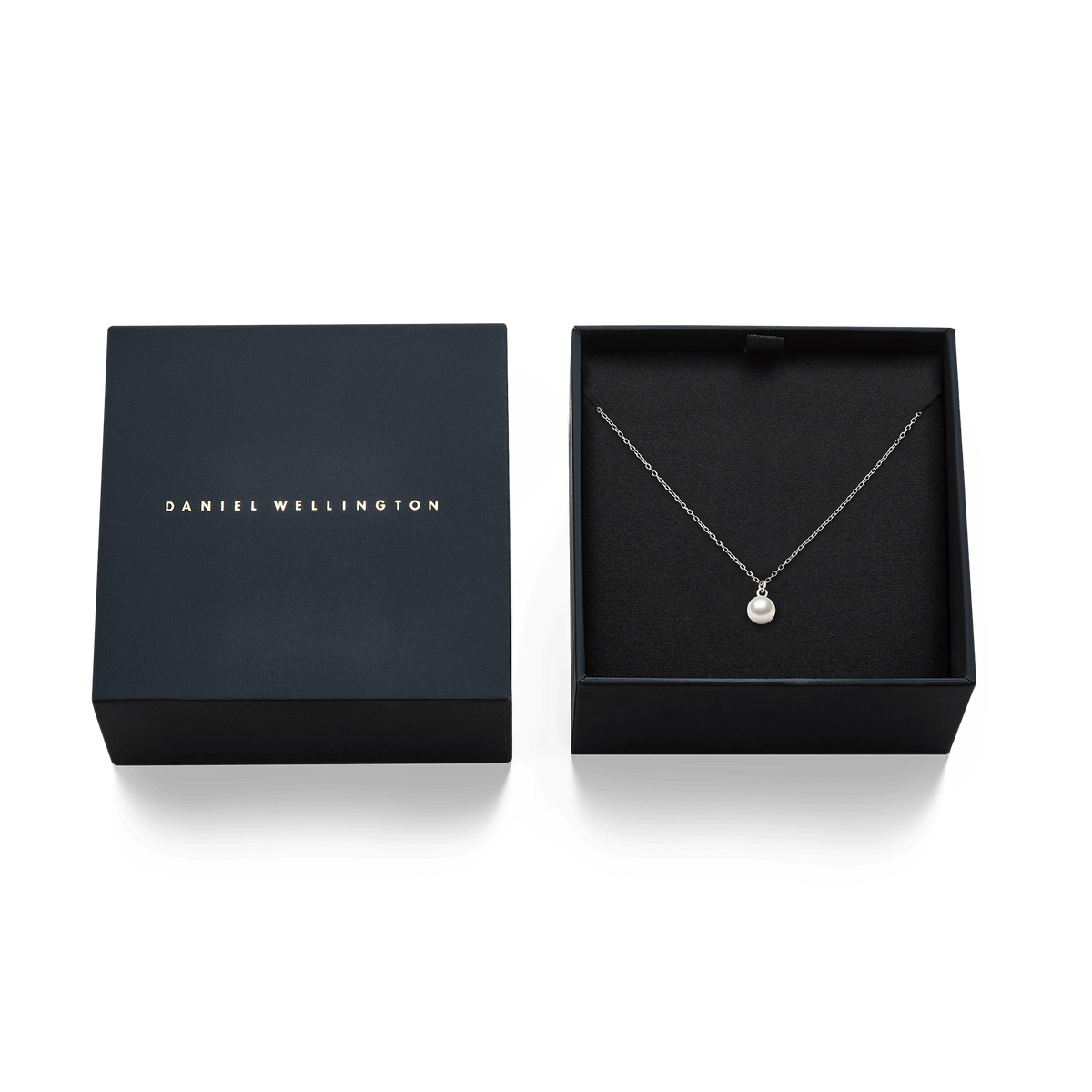 Daniel Wellington Pearl Necklace Silver