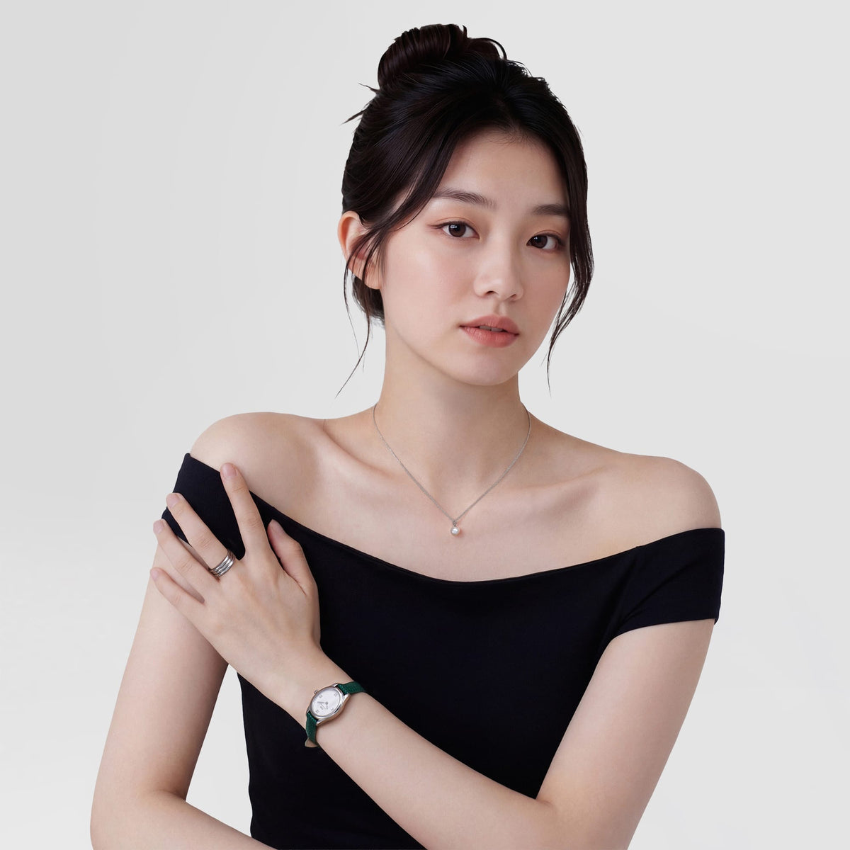 Daniel Wellington Pearl Necklace Silver