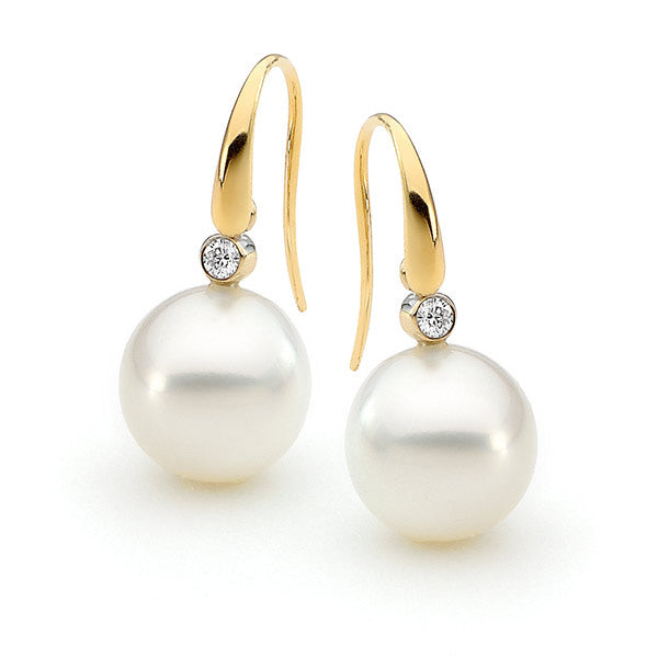 18ct Yellow Gold Diamond & Pearl Drop Earrings
