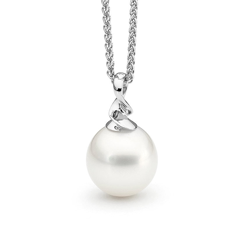 18ct White Gold Pearl Pendant