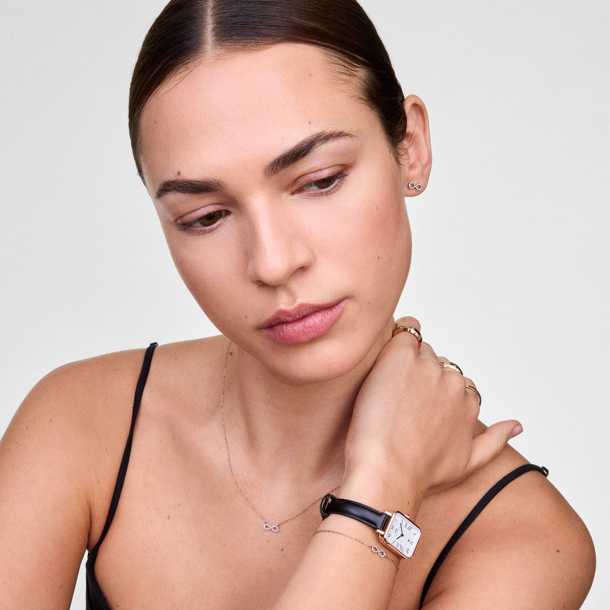 Daniel Wellington Quadro Roman Numerals Date Sheffield Rose Gold